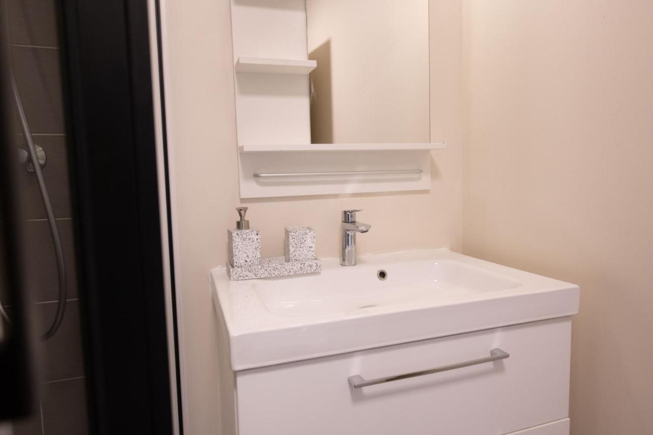 오베르빌리에 Machouart Le Duplex -Parking Gratuit Equipee Commodites- 아파트 외부 사진